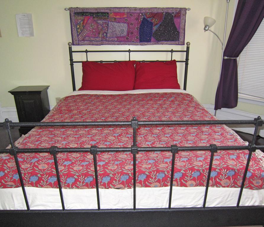 Spadina 11 Guesthouse Toronto Ngoại thất bức ảnh