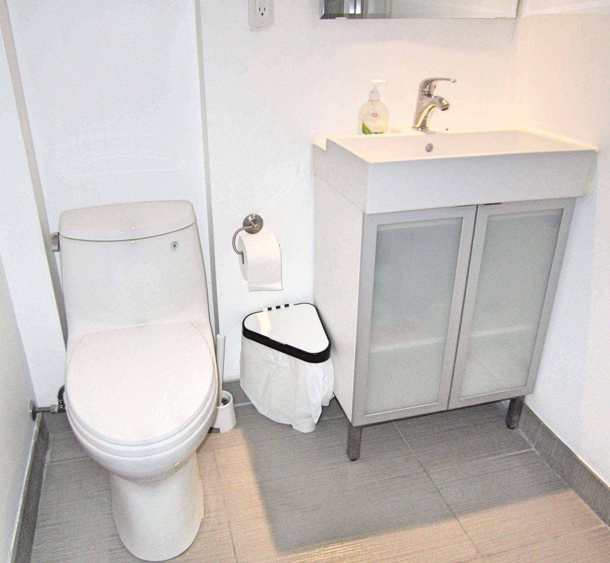 Spadina 11 Guesthouse Toronto Ngoại thất bức ảnh