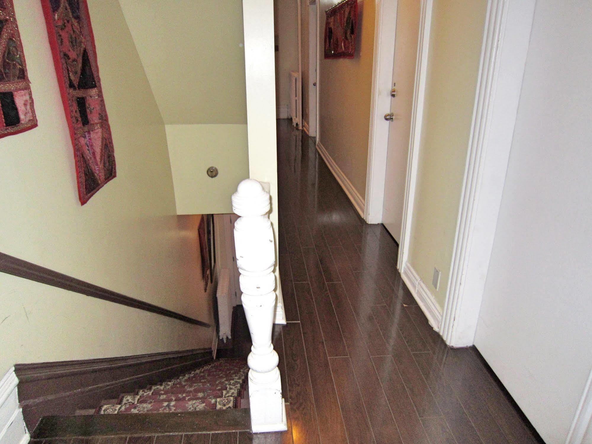Spadina 11 Guesthouse Toronto Ngoại thất bức ảnh