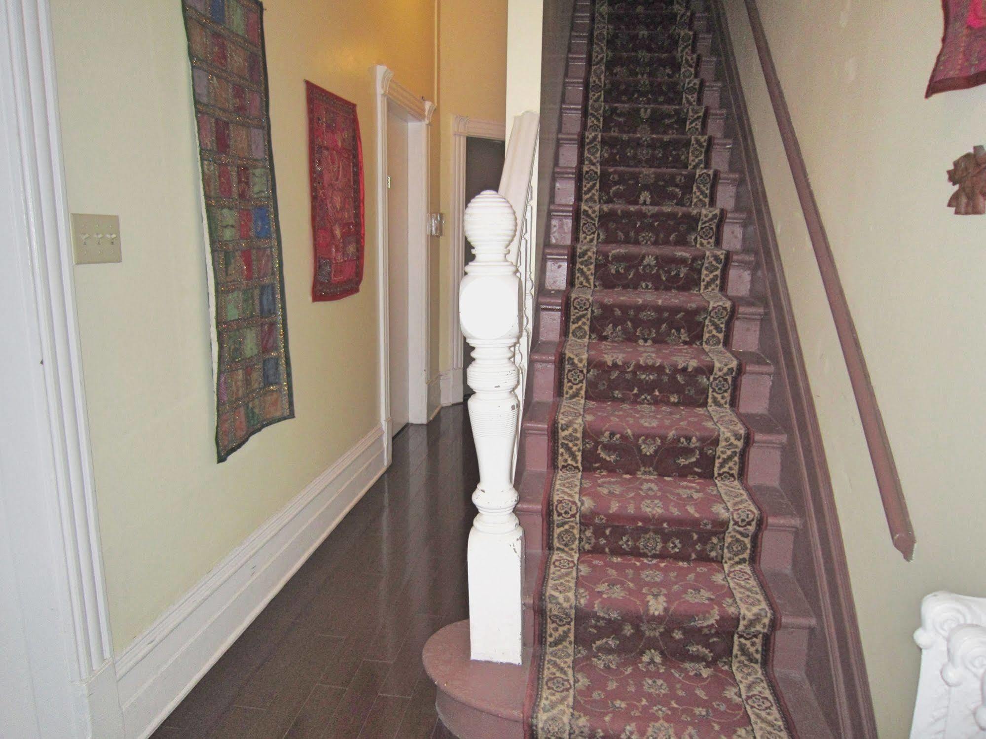 Spadina 11 Guesthouse Toronto Ngoại thất bức ảnh
