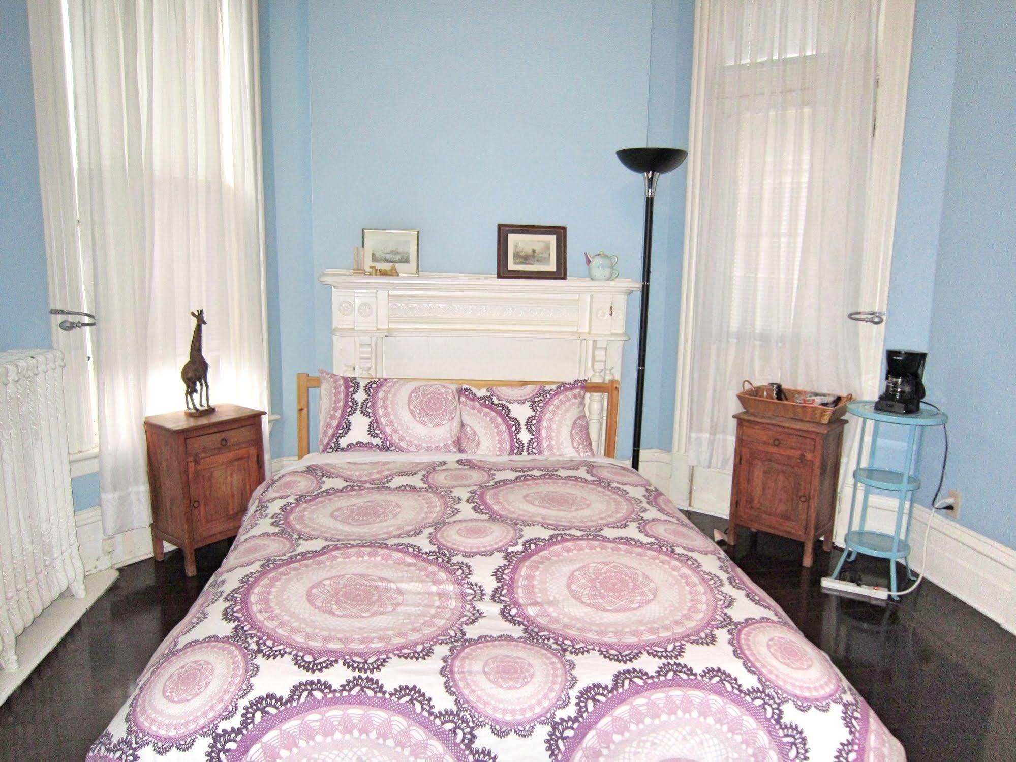 Spadina 11 Guesthouse Toronto Ngoại thất bức ảnh